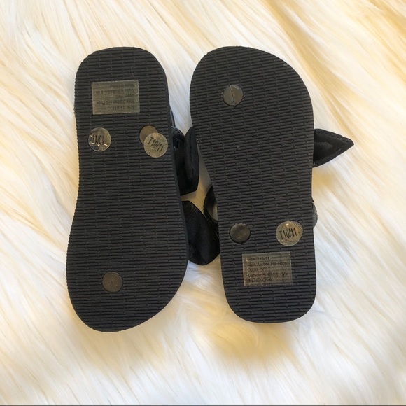 Joyfolie Sandals - Picture 2 of 2